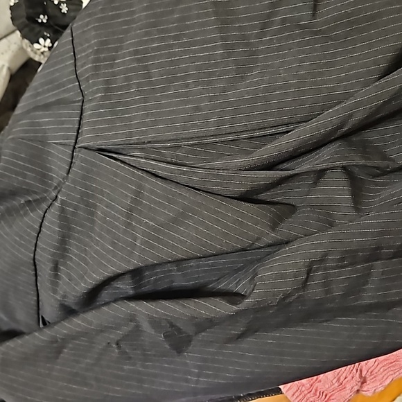 Club Monaco Pleated Skirt - Picture 6 of 6